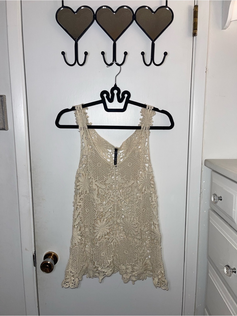 EUC Nella Fantasia Cream Crochet Lace V-Neck Top - Picture 5 of 6